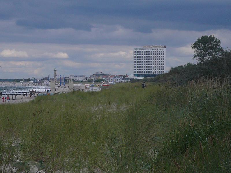 83-warnemuende-strand-h-P1190095.JPG